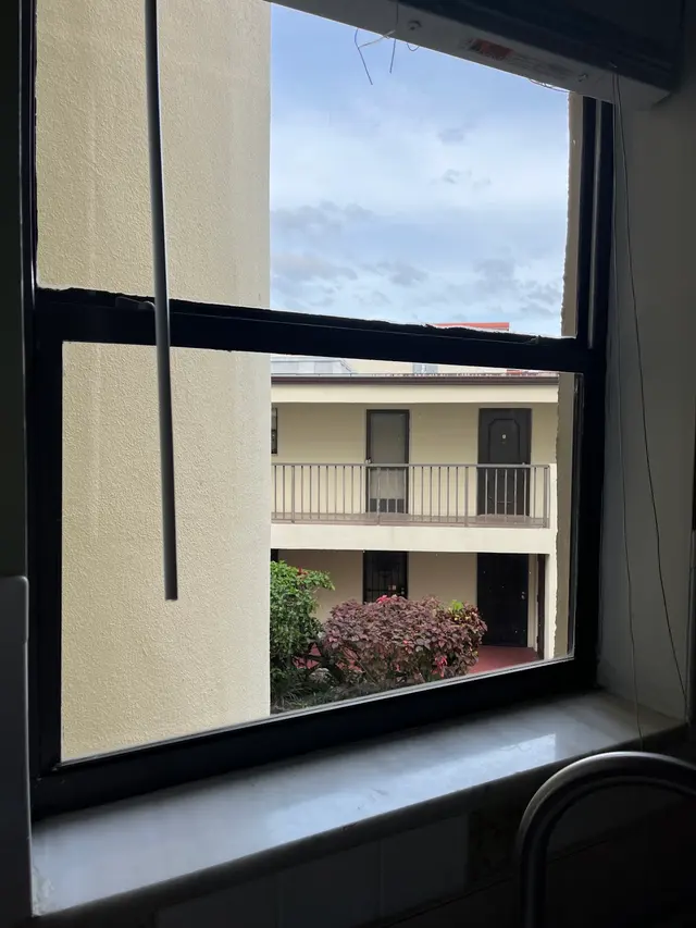 Squeegee Wizards Window Cleaning and Pressure Cleaning — customer photo 7