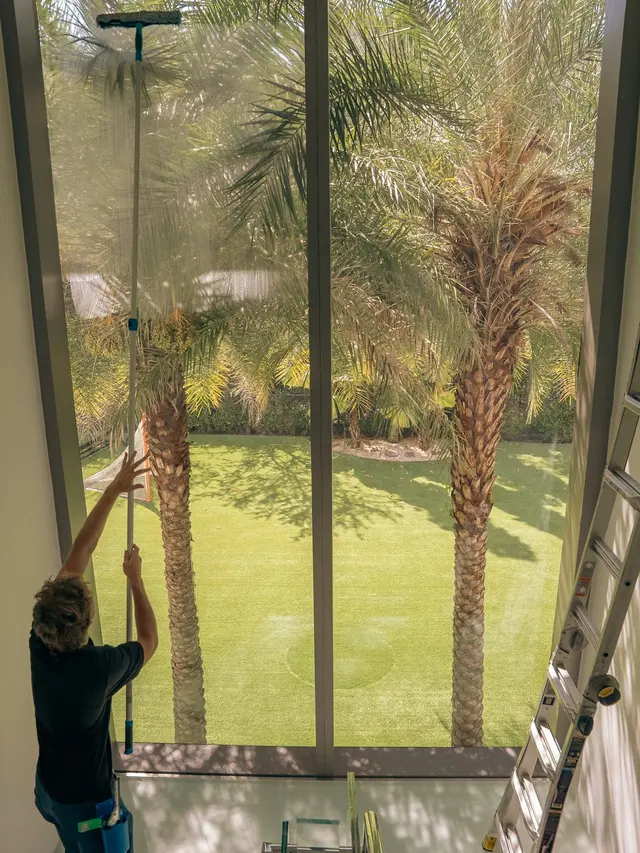 Fresh Frames Window Cleaning — photo from the business 8