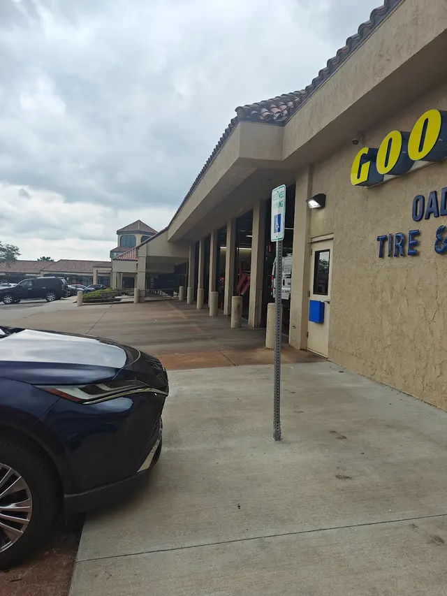 Oades Brothers Tire & Auto Service - 119th St. — customer photo 1