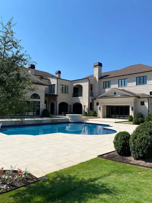 The Window Guy Window Cleaning and Pressure Washing — photo from the business 12