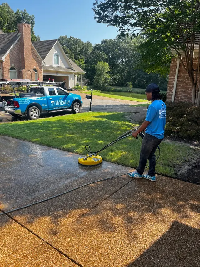 The Window Guy Window Cleaning and Pressure Washing — photo from the business 8