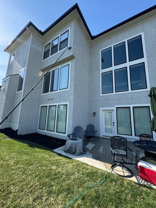 Alternative Window Cleaning — photo from the business 12