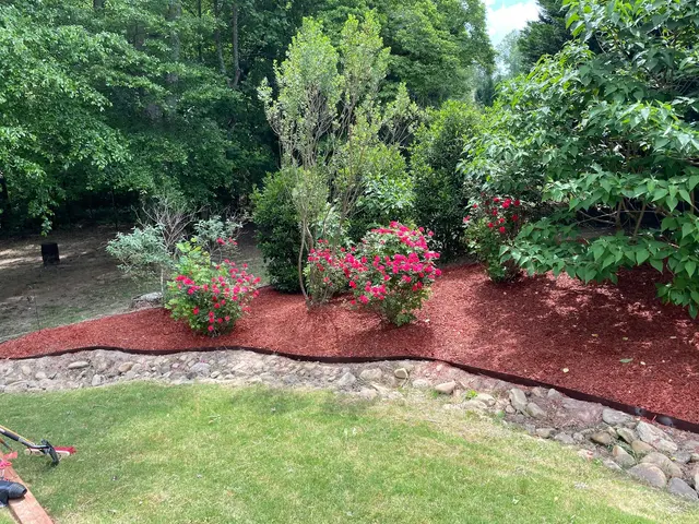 Stepping Stones Lawns and Landscaping — photo from the business 10