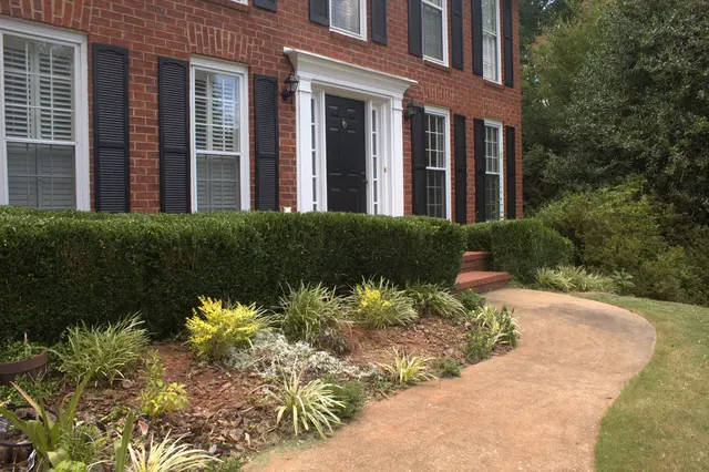Stepping Stones Lawns and Landscaping — photo from the business 12