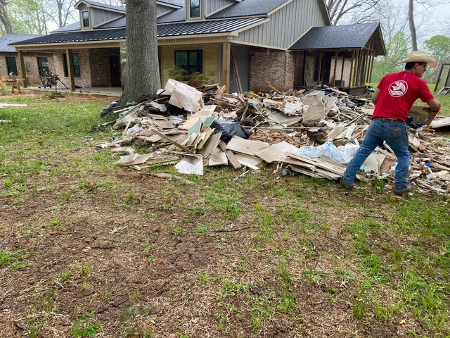 Freedom Junk Hauling and Demolition — photo from the business 6