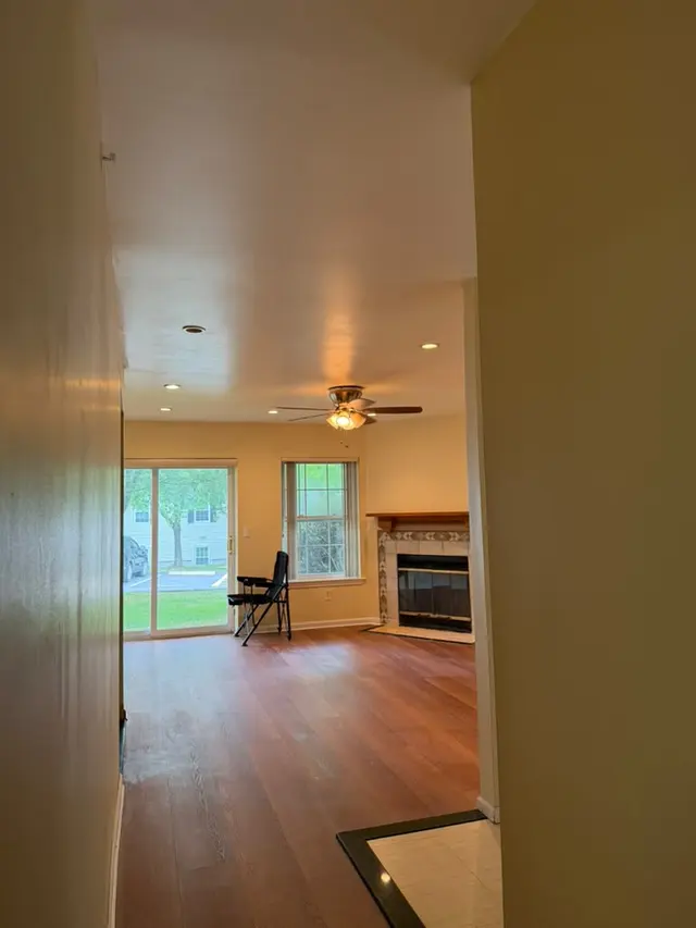 JR ALL STAR CLEANING SERVICES LLC — photo from the business 4