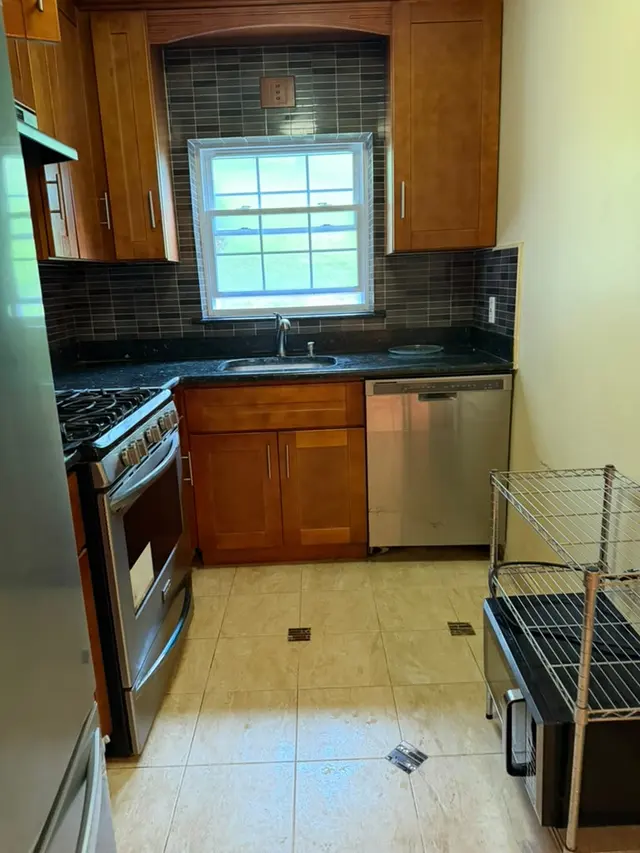 JR ALL STAR CLEANING SERVICES LLC — photo from the business 9