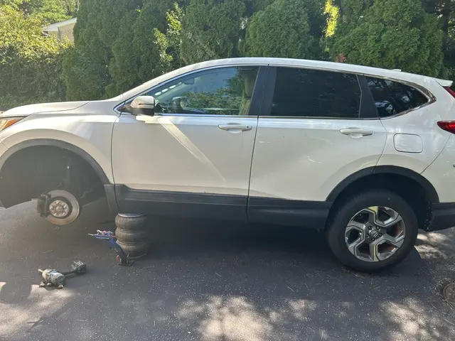 Goldmens Mobile Tire | Towing | Mobile Battery | Roadside Assistance — customer photo 2