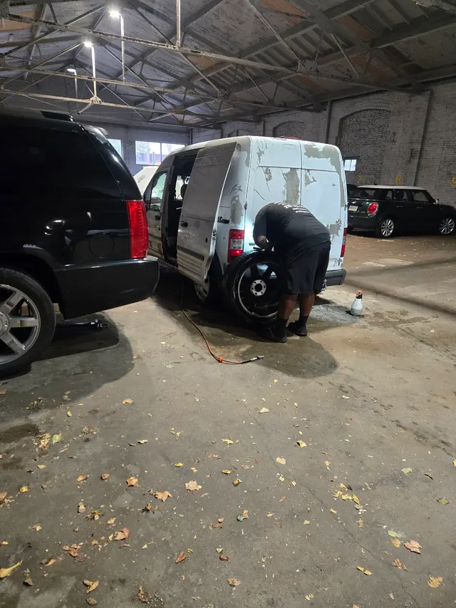 Goldmens Mobile Tire | Towing | Mobile Battery | Roadside Assistance — customer photo 3