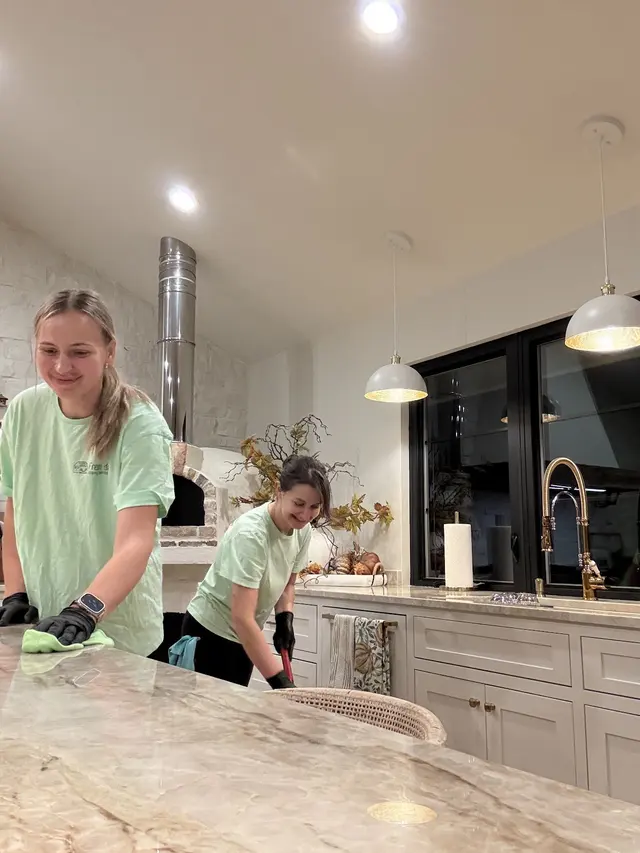 Fresh Day Cleaning Services — photo from the business 11