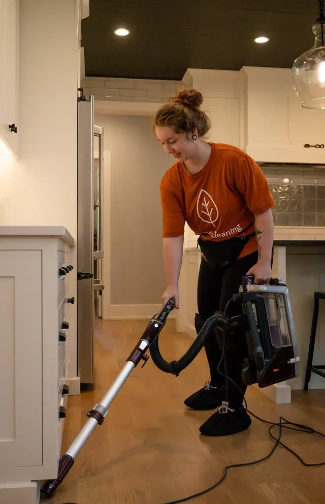Clove Cleaning — photo from the business 10