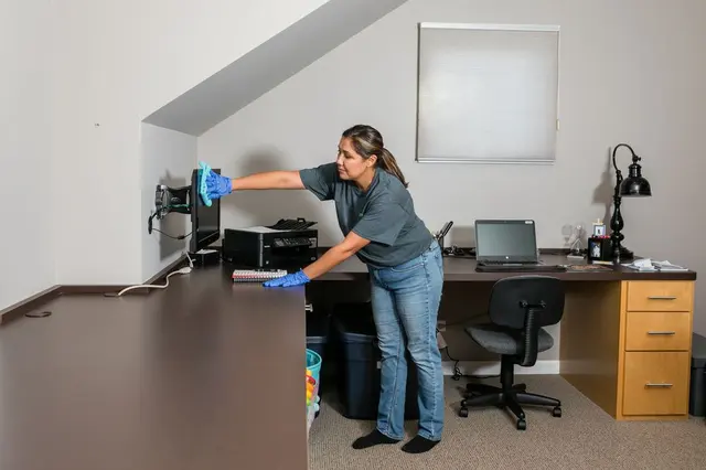 Zehcnas Cleaning Solutions — photo from the business 3