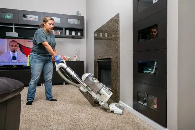 Zehcnas Cleaning Solutions — photo from the business 4