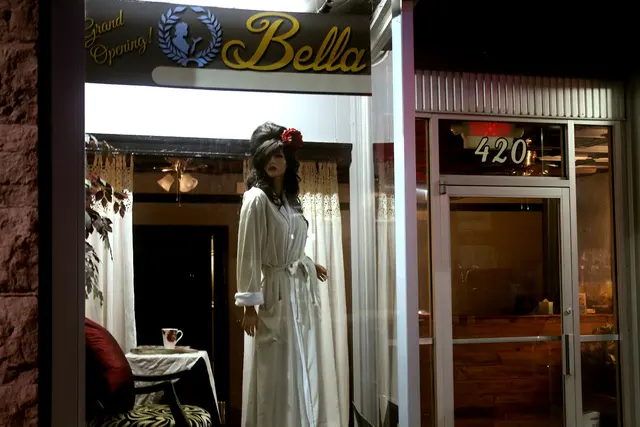Bella Fontana — photo from the business 1