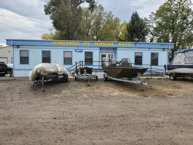 Sundance RV Marine Auto LLC — photo from the business 3