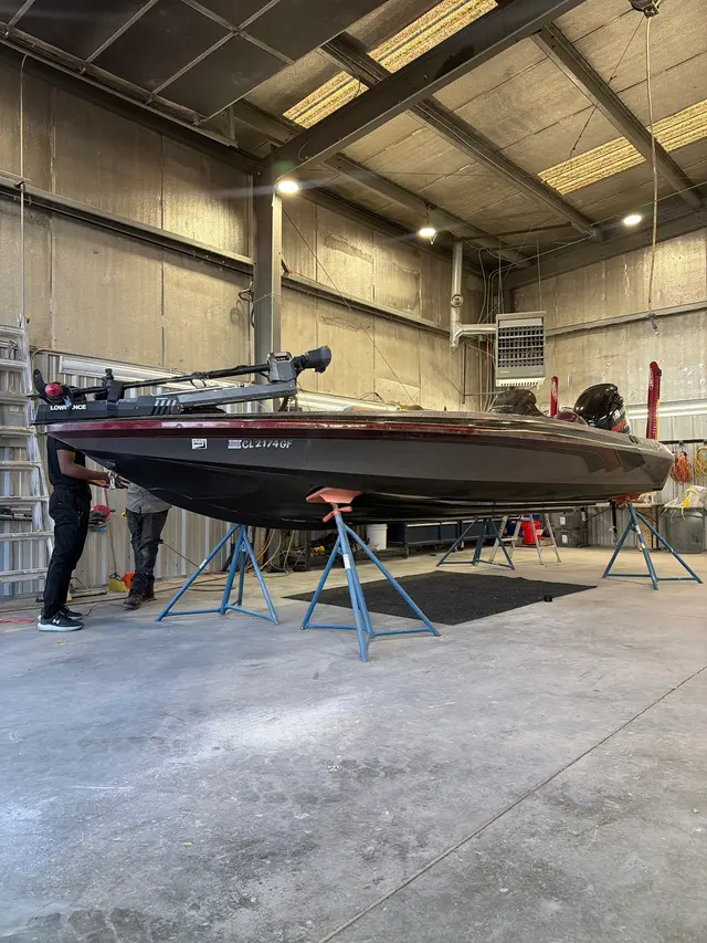 Fiberglass WorX – RV Repair, RV Roof & RV Detailing — photo from the business 12