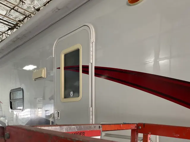 Calibre Marine Body Shop and Paint — photo from the business 11