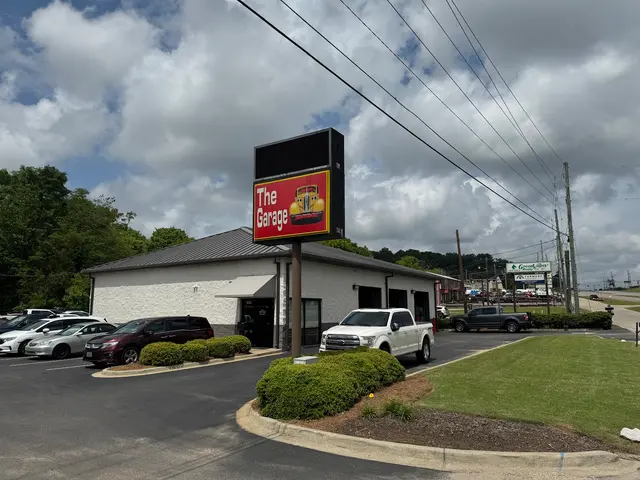 The Garage — photo from the business 2