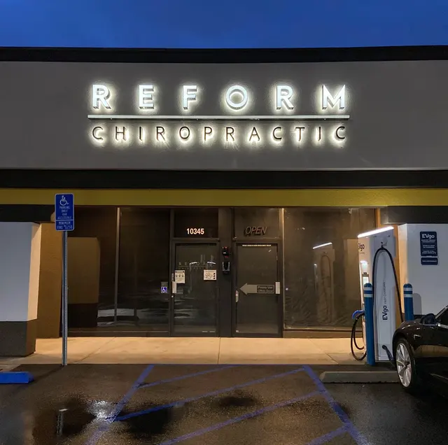 Reform Chiropractic — photo from the business 3