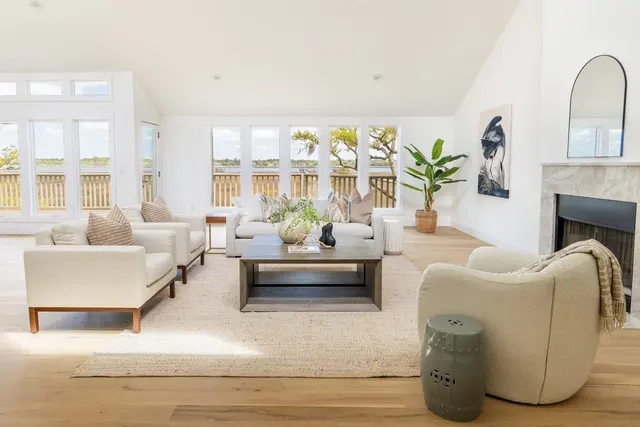 Southern Staging — photo from the business 5