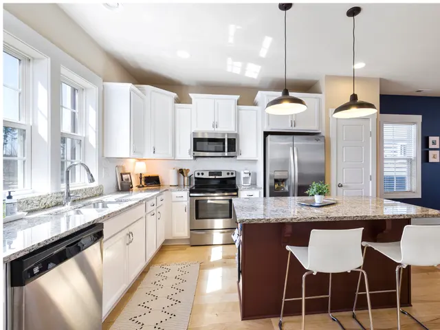 ChuckTown Homes Team LPT Realty - Charleston — photo from the business 6