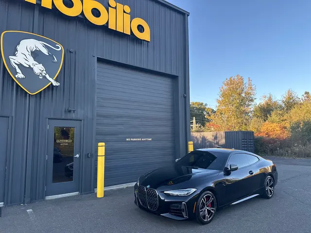 Automobilia Auto Salon — customer photo 5