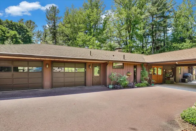 Deb Hassler Realtor- Keller Williams Platinum Realty — photo from the business 3