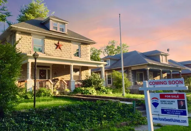 TOP RATED / AWARD WINNING REALTOR - THE BOBBY HULMES TEAM - Iron Valley Real Estate of Berks — photo from the business 8