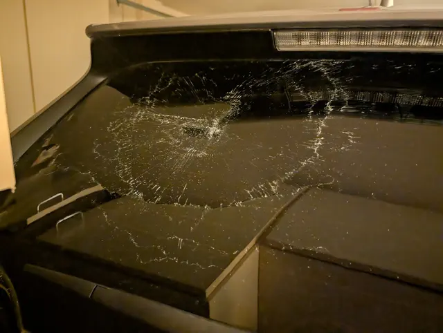 Customer photo of work by Kazama Auto Glass LLC, from rousseau jj (Raphael)'s review