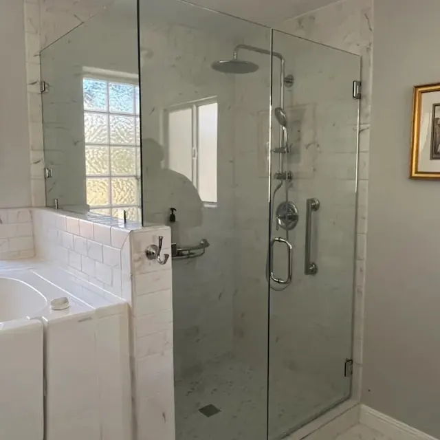 Vern's Glass — photo from the business 6