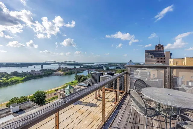Keino Spring | Harris & Harris Realty Group — photo from the business 8