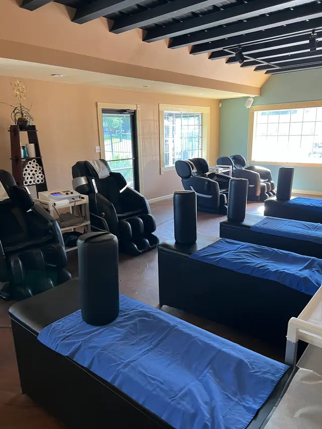 Zahn Chiropractic Clinic — customer photo 6