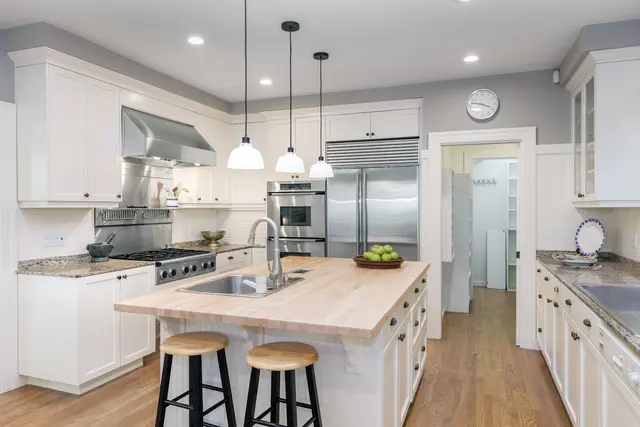 Top Home Builders Inc. — photo from the business 9