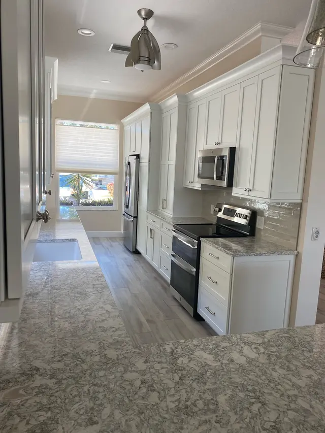 Customer photo of work by Splendid Home, from Leslie Russo's review