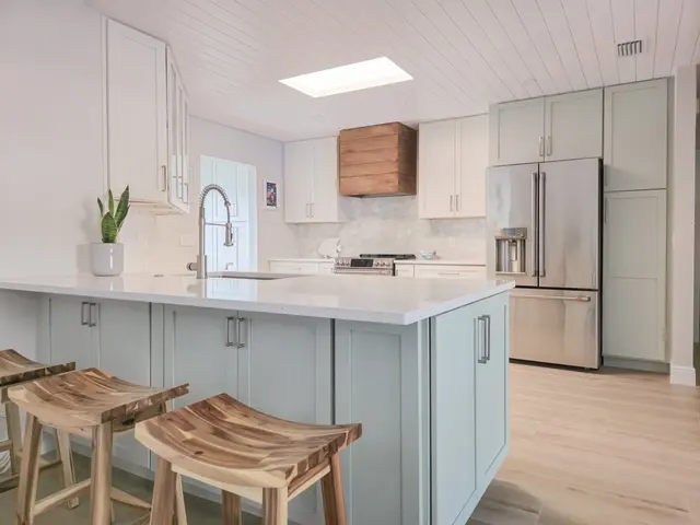 Carr Cabinets Kitchen & Design — photo from the business 8