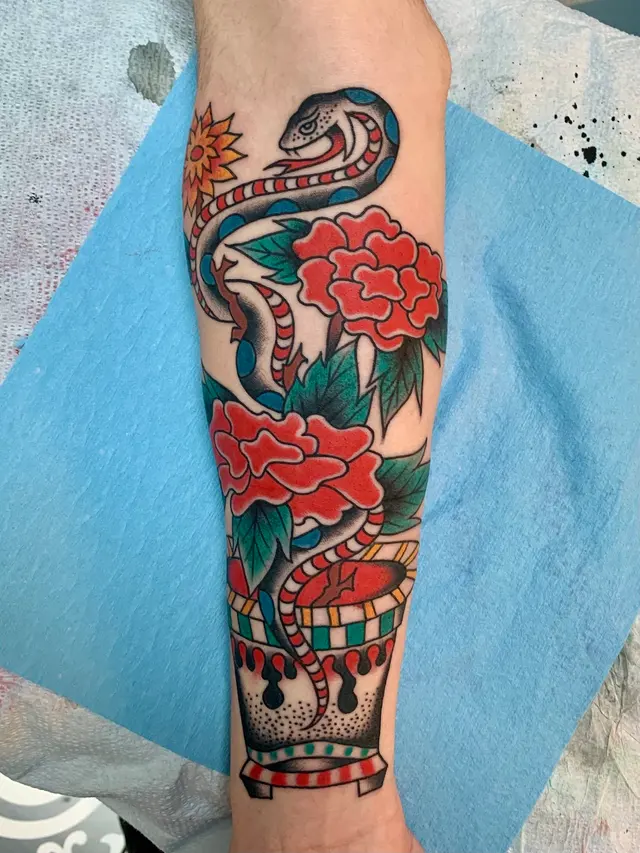 MANIA TATTOOS — photo from the business 3