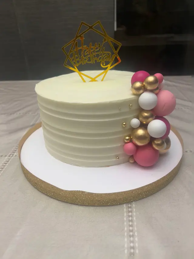 Customer photo of work by Délice Bakehouse, from Aracely Gamboa's review