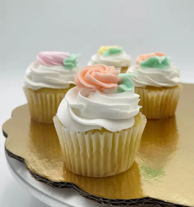 Greggerson's Cake Cottage — photo from the business 2
