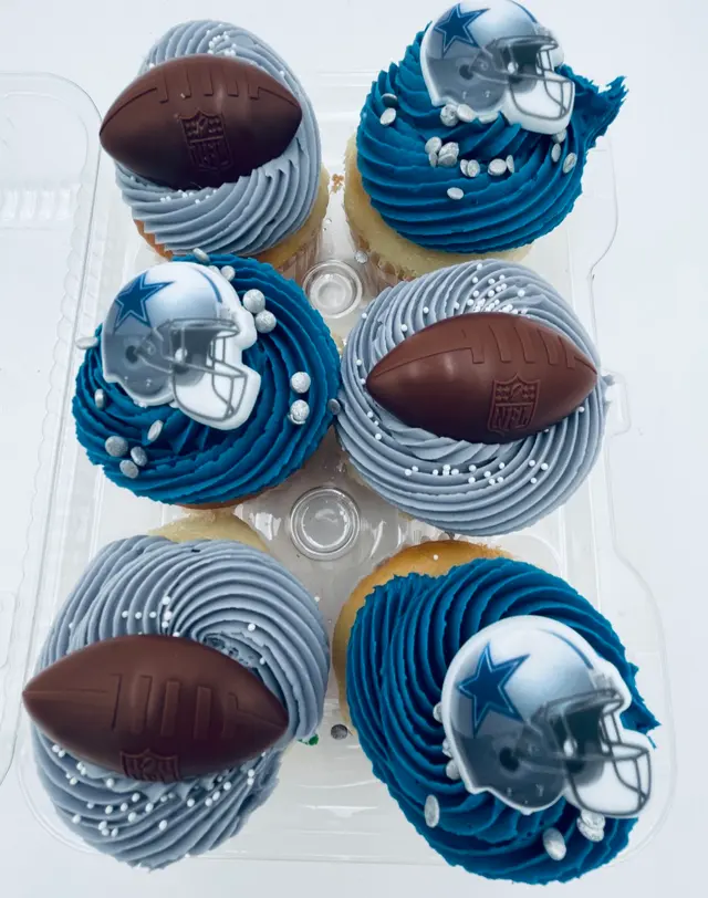 Greggerson's Cake Cottage — photo from the business 12