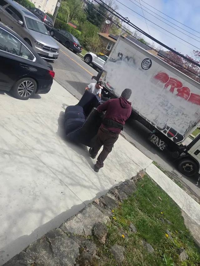 Customer photo of work by EZ Yonkers Junk Removal, from Vilmarie Santiago-Vaillant's review
