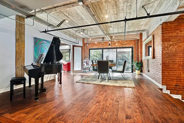 Anderson Real Estate Group — photo from the business 2