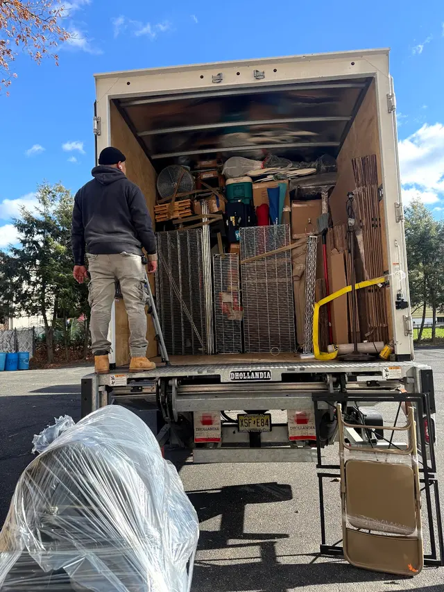 Unwind Moving — customer photo 3