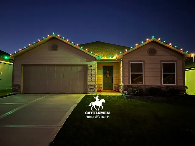 Cattlemen Christmas Lights — photo from the business 2