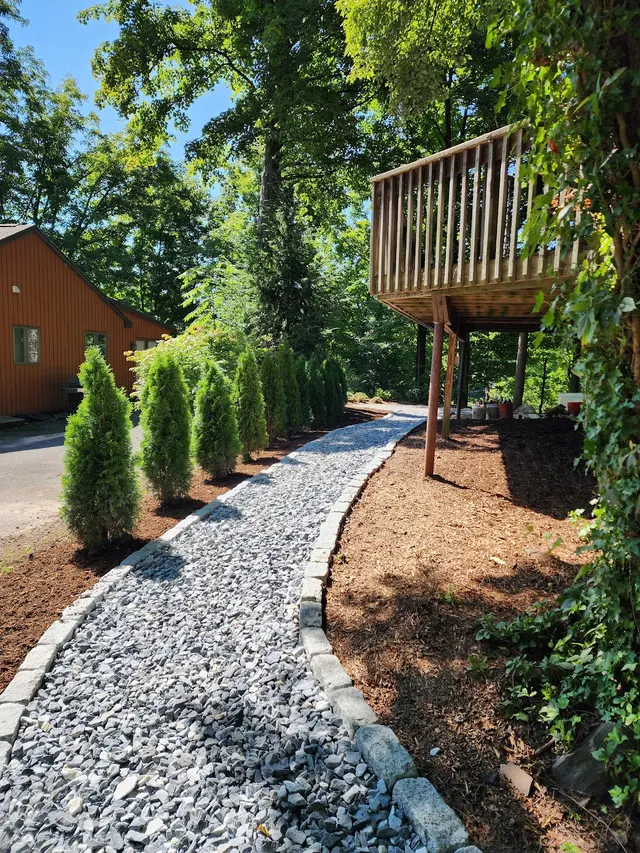 The Shrub Guys — photo from the business 7