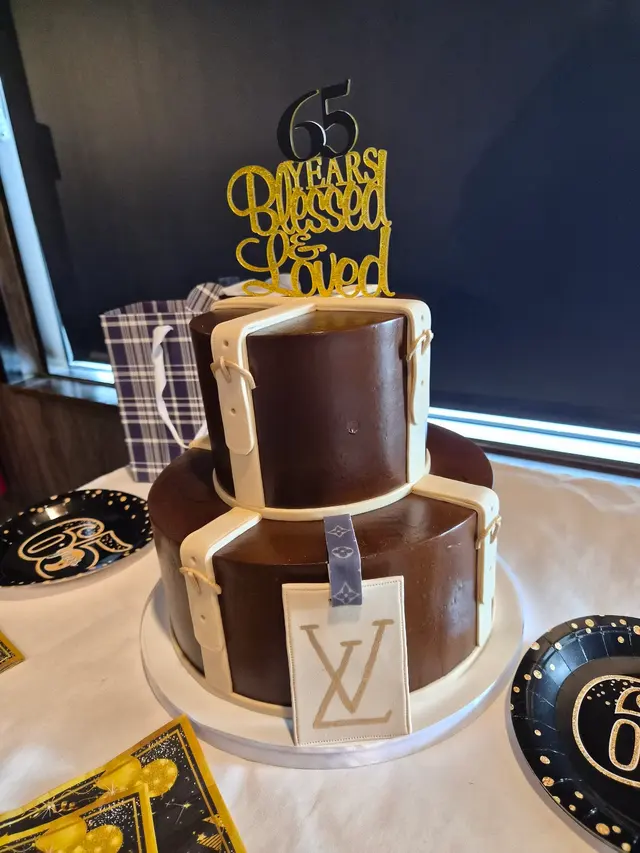 Customer photo of work by Capital Cakes Bakery, from Scottie Borders's review