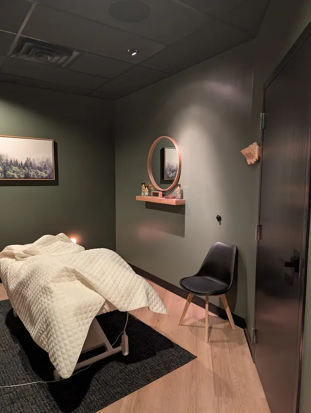 Decompress Massage Therapy — customer photo 5