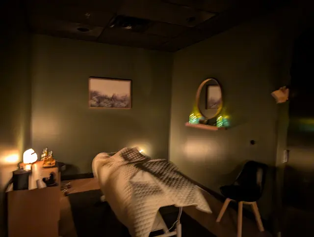 Decompress Massage Therapy — customer photo 4
