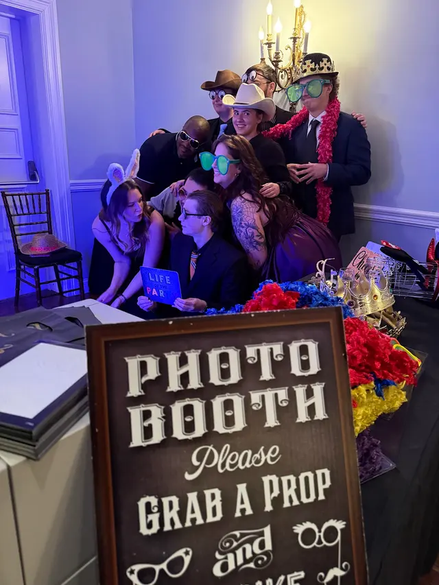 My Magic Mirror Photo Booth — photo from the business 9