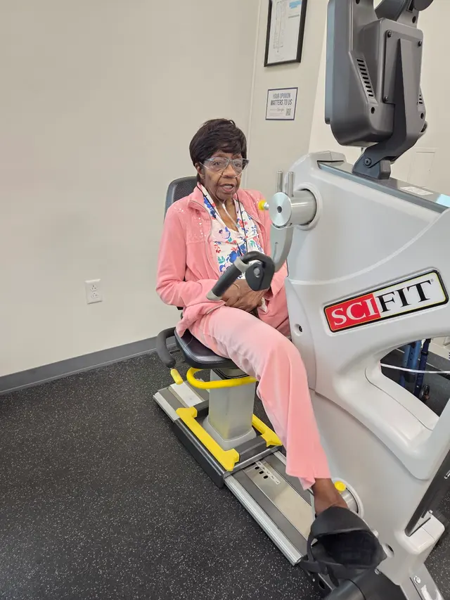 Vista Physical Therapy - Fort Worth, Sycamore School Rd. — customer photo 4