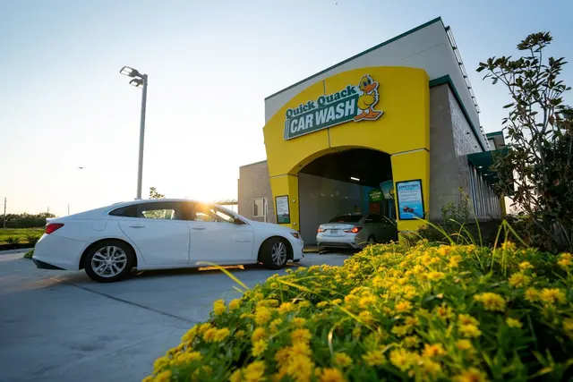 Quick Quack Car Wash — photo from the business 7